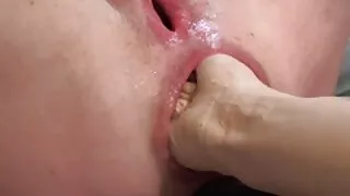 ஒளி ஹேர்டு பஃபீஸ் நிறுவனத்தில் brazzers3x மகிழ்ச்சிகரமான சோரி